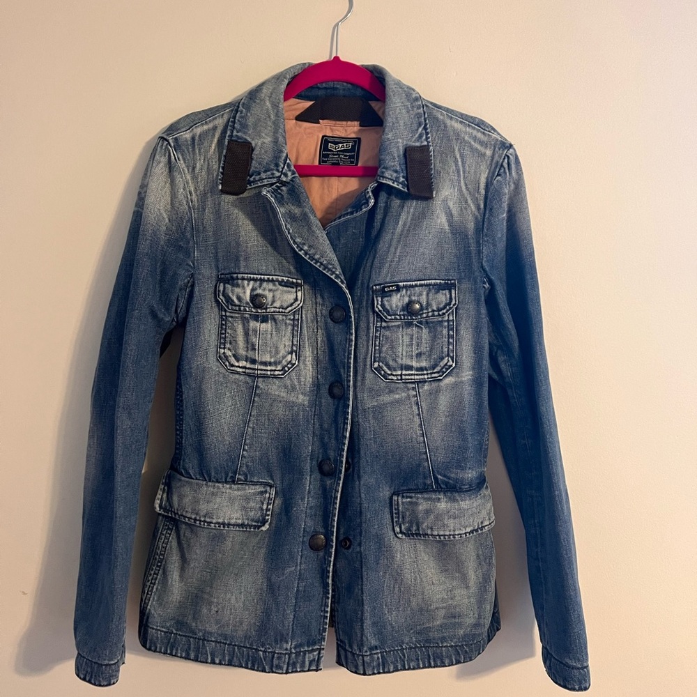 Never worn Gas street mood vintage washed denim jacket size M/L European size.